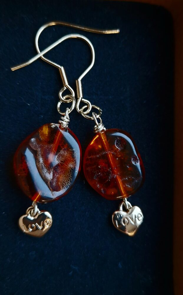 Amber of Barnsteen met hartje - Afbeelding 2