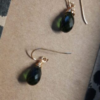 Groene Kwarts druppeltjes 2 cm totaal