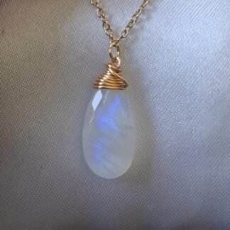 Maansteen facetgeslepen