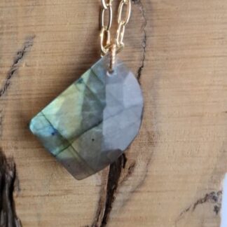 Labradoriet hanger 14k goldfilled