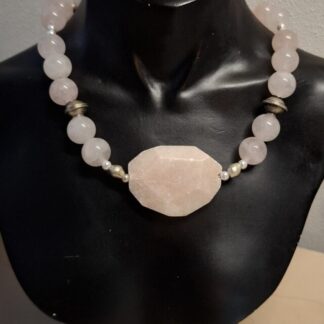 Rozenkwarts pareltjes Berber