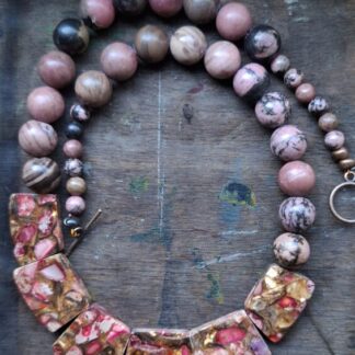 Rhodoniet collier